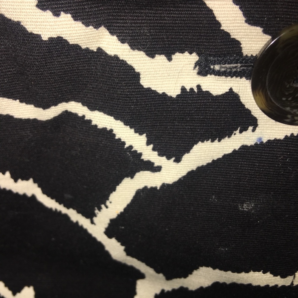 Classy Stretch Dbl Breasted Patterned Jacket Sz8 - image 3